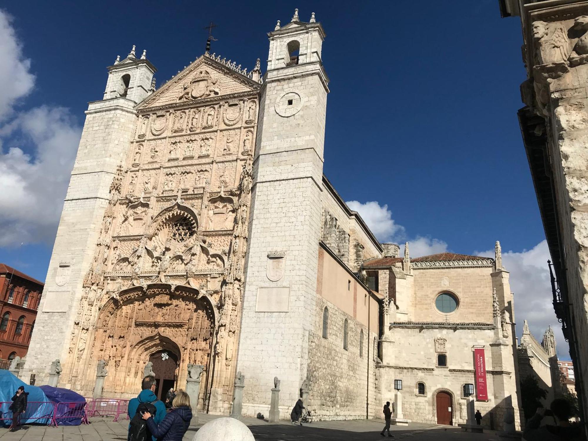Espacios Blanco Plaza Del Viejo Coso Valladolid Eksteriør billede