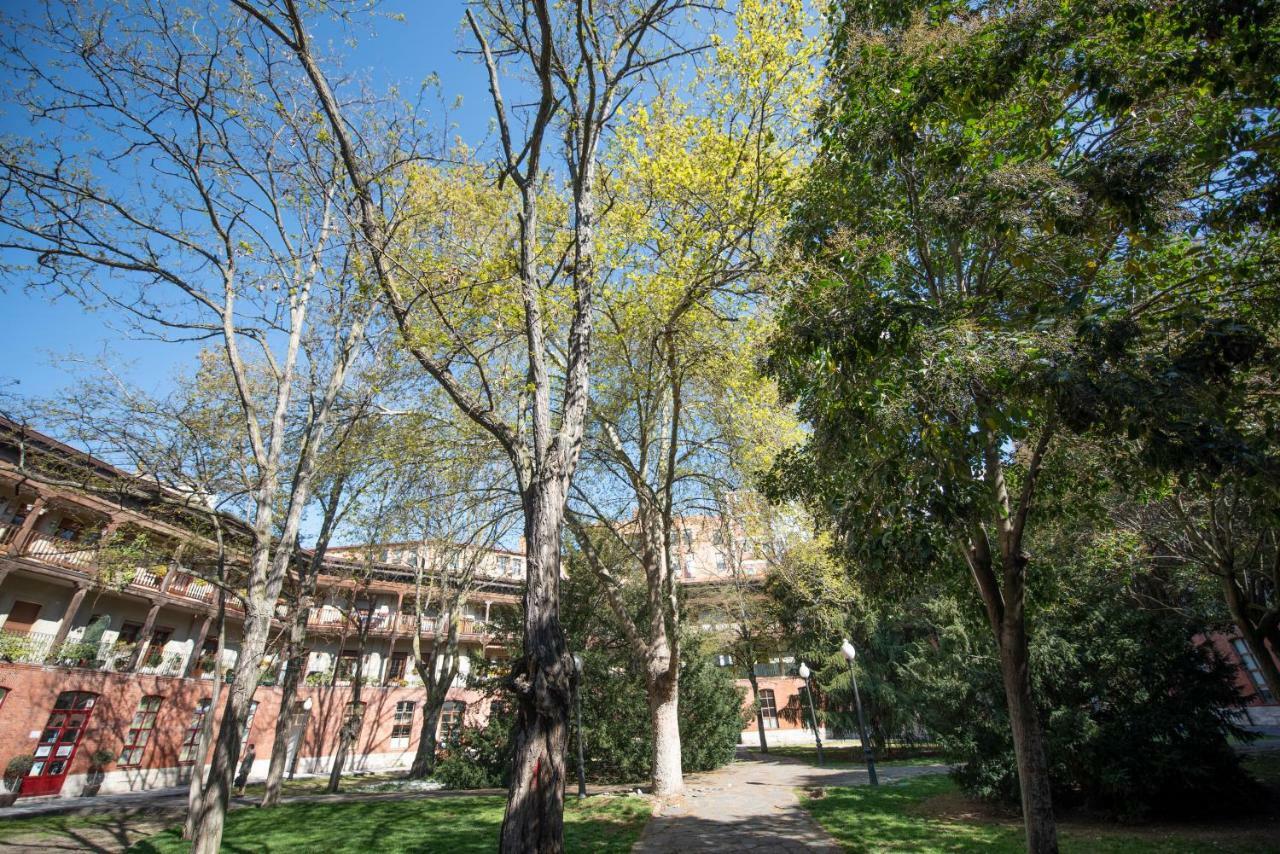 Espacios Blanco Plaza Del Viejo Coso Valladolid Eksteriør billede