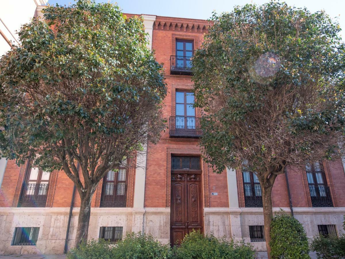 Espacios Blanco Plaza Del Viejo Coso Valladolid Eksteriør billede